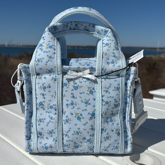 Viral Madden Girl Floral Mini Tote with Matching Coin Purse - Picture 7 of 14